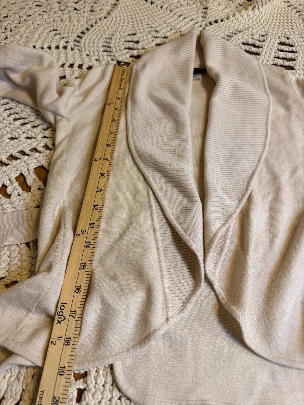 BCBGMaxAzria ivory cream